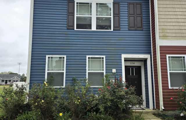 124 Willowtree Ln Gallery 1