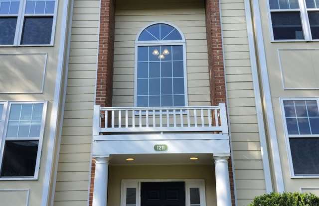 1211 Villa Lane- E **PRICE REDUCTION!!** Gallery 1