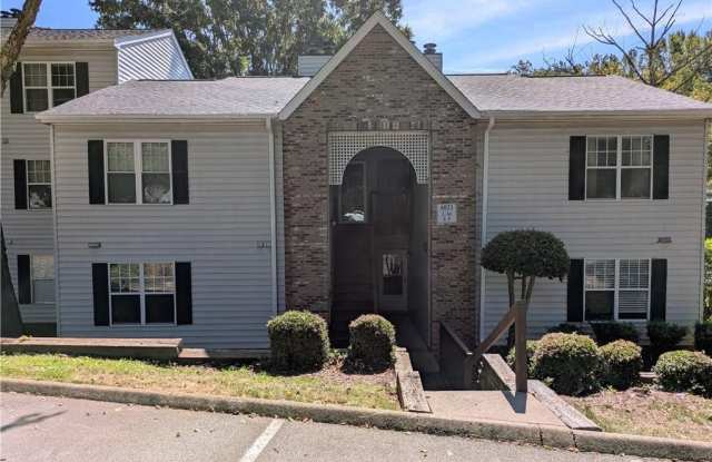 4021 Whirlaway Court Gallery 1