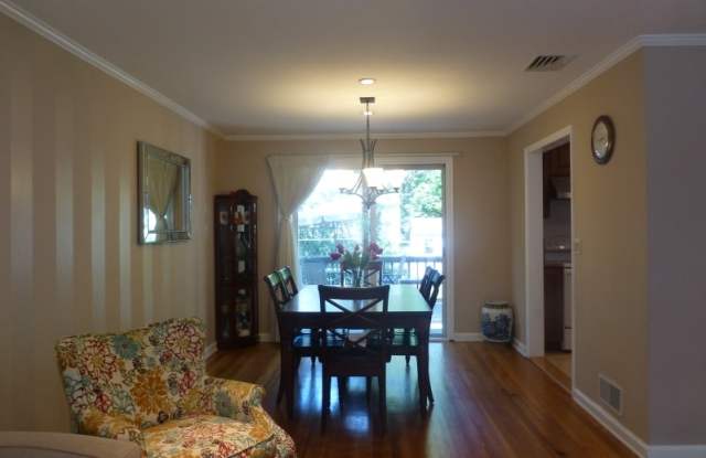 10 MACOPIN DR Gallery 3