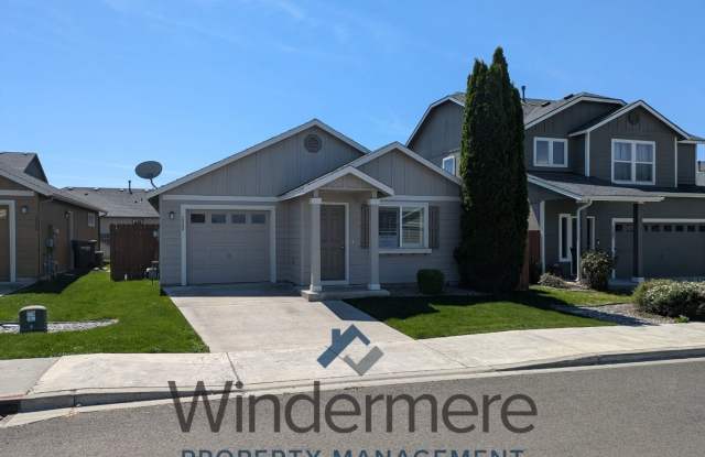 1233 SW Carver, College Place WA 99324 photos photos