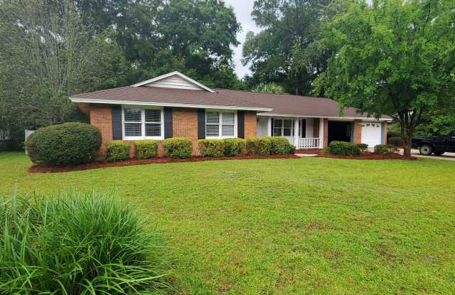 Your Perfect Rental Home in Valdosta, GA - 4102 Quail Hollow, Lowndes County, GA 31602