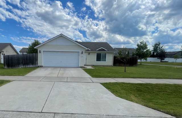 Stunning Ranch Style Home in Coeur D Alene's Hawk's Nest Neighborhood photos photos