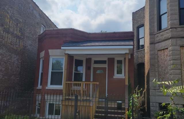 1344 South Fairfield Avenue - 1344 South Fairfield Avenue, Chicago, IL 60608