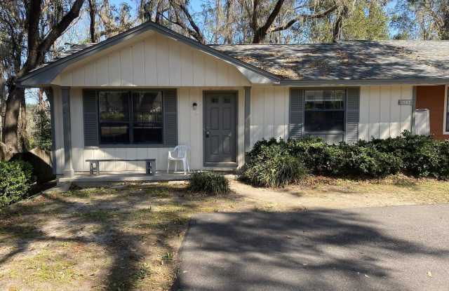 1543 COOMBS Drive Gallery 1