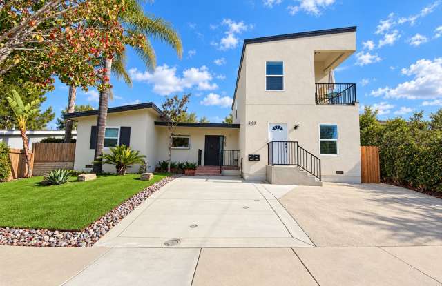 Cozy 4BD/2BA House on Gary with Beautiful Yard Gallery 1
