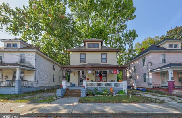 220 Hazel Avenue photos photos