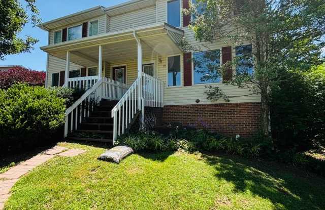 Nicely appointed 3 bedroom, 2 Bath Townhome photos photos Nicely appointed 3 bedroom, 2 Bath Townhome photos photos