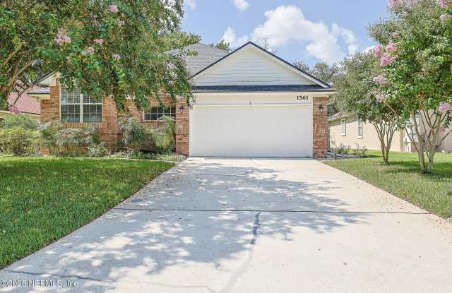 1561 STONEBRIAR Road - 1561 Stonebriar Road, Green Cove Springs, FL 32043