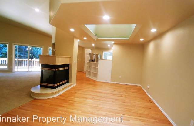 6014 63rd St Ct W - 6014 63rd Street Court West, University Place, WA 98467