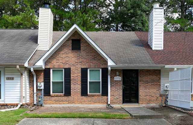 1975 Cheathem Woods Drive Gallery 2