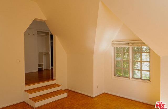 2829 Beachwood Drive photos photos