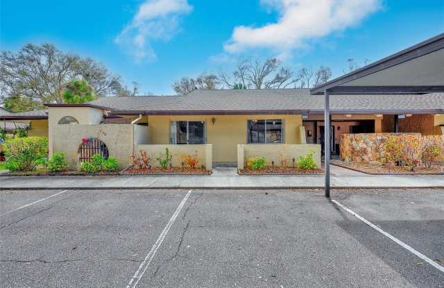 1207 13TH CIRCLE SE photos photos