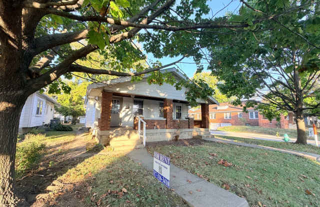 NOW SHOWING: 1 Bedroom/1 Bathroom Duplex located at 1248 N Colorado Ave. in Indianapolis, IN Gallery 4