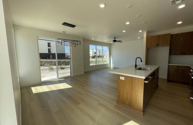 2778 W Silver Cholla Ln Gallery 4