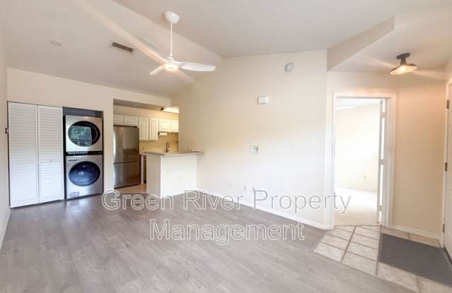 13700 Richmond Park Drive N photos photos