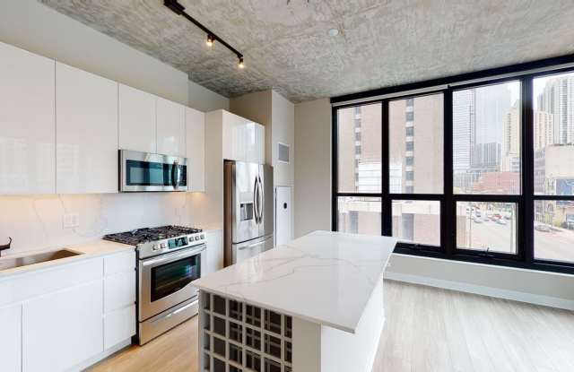 810 N Wells St photos photos