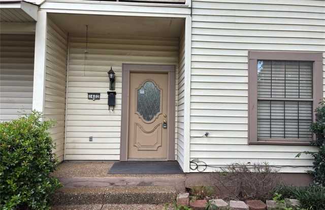1402 Creswell Avenue photos photos