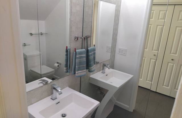 17325 Autumn  Pines Ct Gallery 2