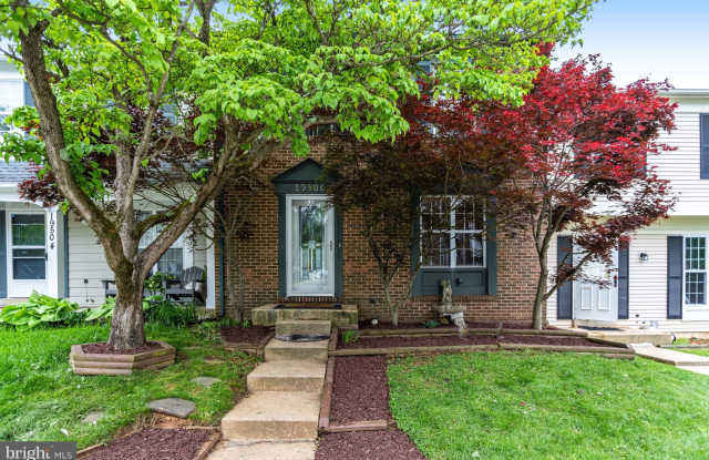 19506 TAVERNEY Drive Gallery 4