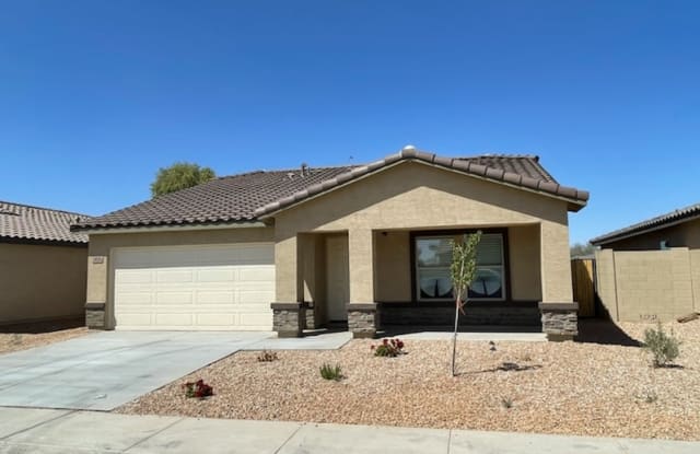 1028 W Nina Dr Gallery 2