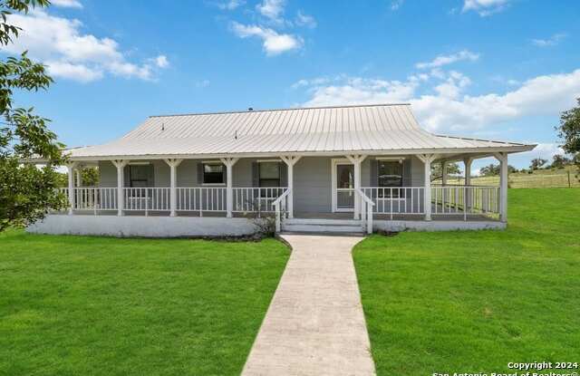 12141 Rebecca Creek Rd - 12141 Rebecca Creek Road, Canyon Lake, TX 78070