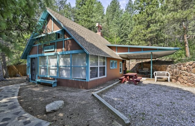 4610 Fountain Avenue - 4610 Fountain Avenue, Cascade-Chipita Park, CO 80809