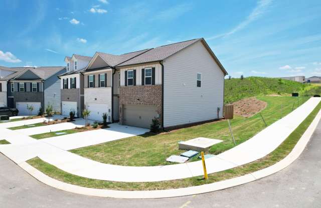 5010 Highwood Dr NE Gallery 3