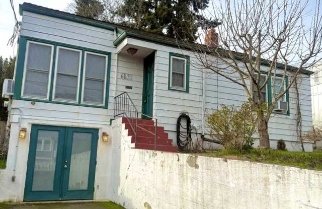 Charming 4 Bedroom Whittier Heights Home photos photos