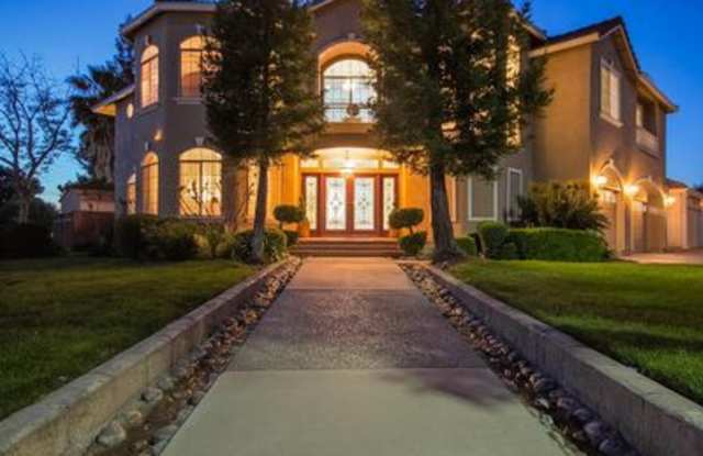 2691 Castleview Dr Gallery 2