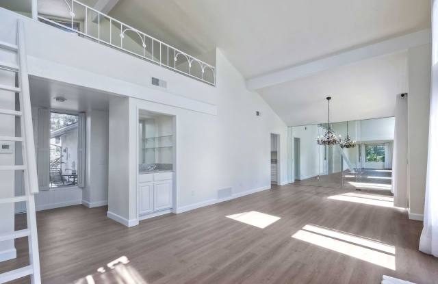 147 Sinaloa Court Gallery 2