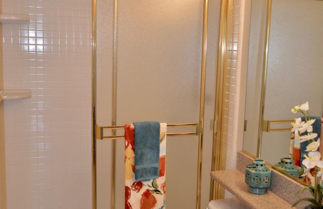 6813 East Canyon Ridge Gallery 4
