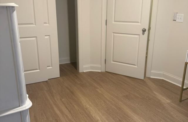 Glenwood Townhomes Unit #103 Gallery 4