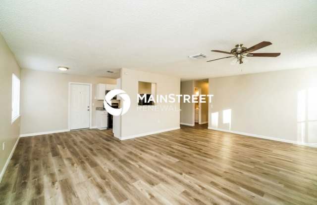 5954 Autumn Lake Gallery 4