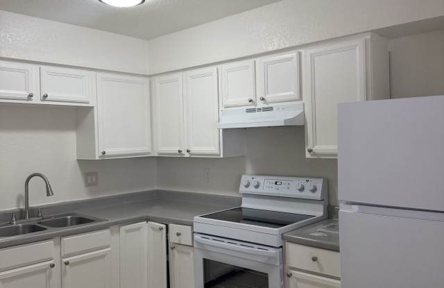 1223 East Jarvis Avenue - 1 photos photos