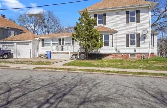 237 Pontiac Avenue photos photos