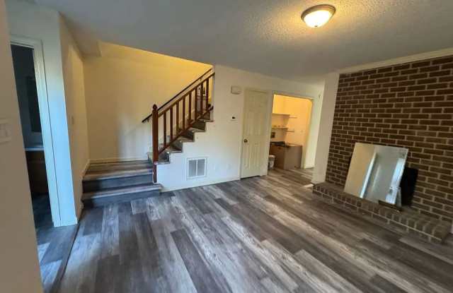 4423 American Drive - B Gallery 2