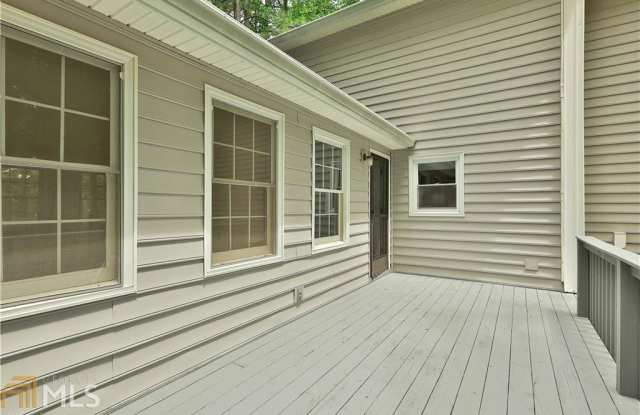 103 Kirton Turn Gallery 3