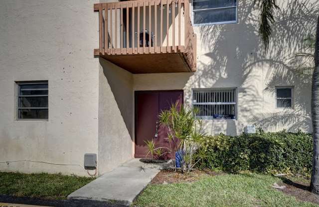 6605 Winfield Boulevard B-28 - 6605 Winfield Boulevard, Margate, FL 33063