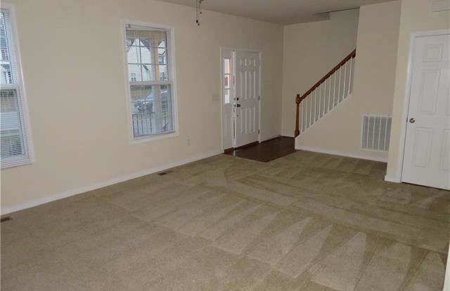 2924 Allen's Xing Gallery 2