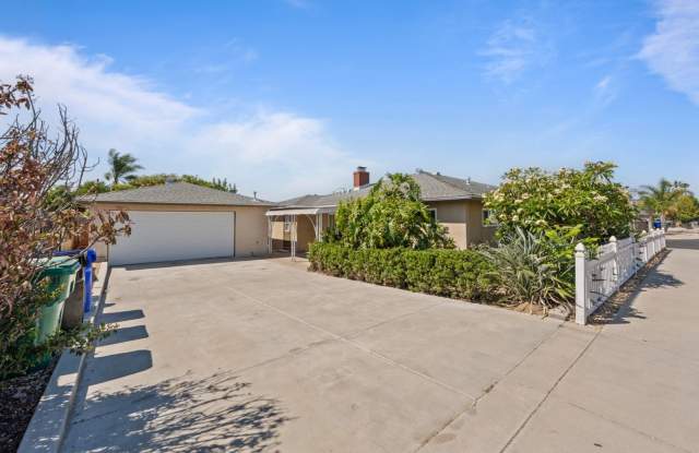 Oversized detached garage! - 4910 Gary Street, San Diego, CA 92115