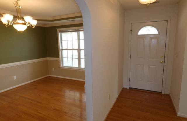 206 New Castle Drive Gallery 4