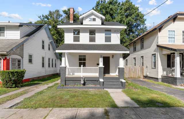 Beautifully Renovated 2 Story Home! - 2000 Parker Avenue, Portsmouth, VA 23704