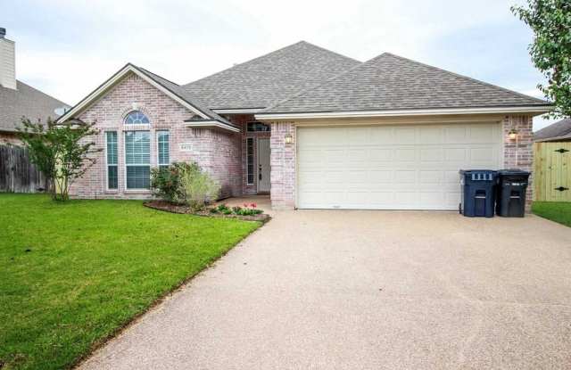 College Station - 3 Bedroom - 2 Bath - 2 car garage- fenced in back yard, photos photos