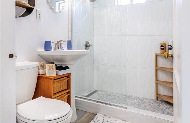 6671 Calvin Court Gallery 3
