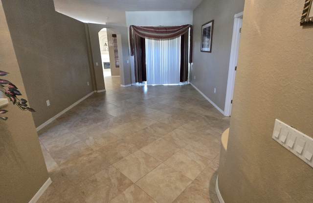 1821 Tangledvine Dr Gallery 3