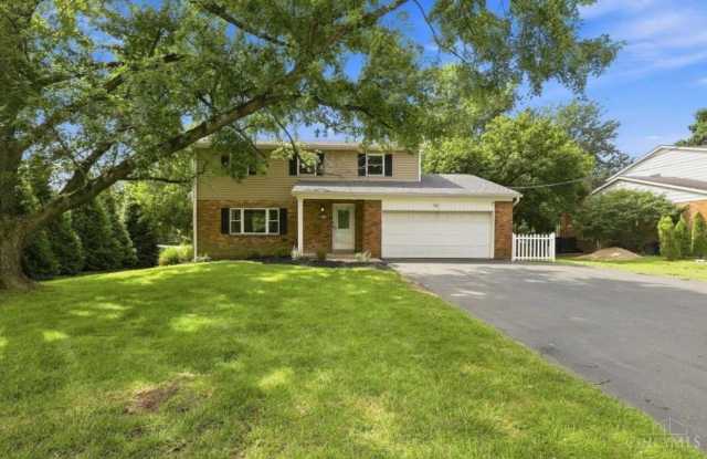 7975 Pfeiffer Road Gallery 1