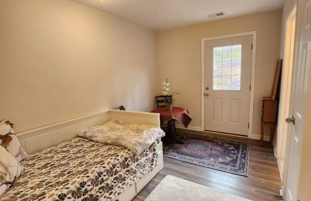 2050 CHERRI Drive Gallery 3