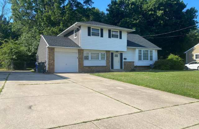 22 FAIRMOUNT Drive photos photos