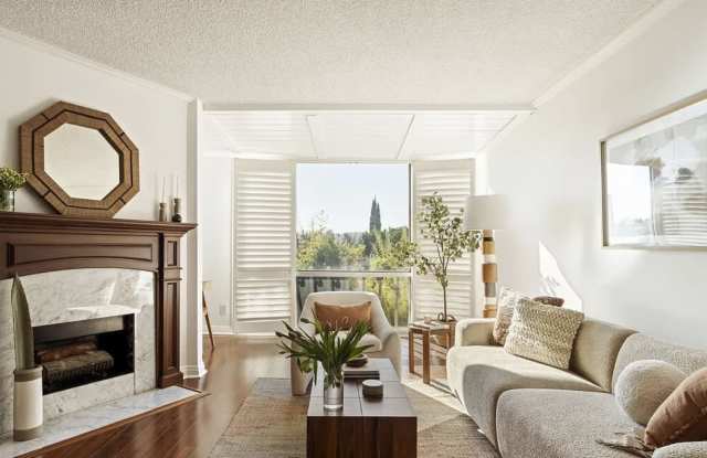 12830 Burbank Blvd Unit 207 photos photos